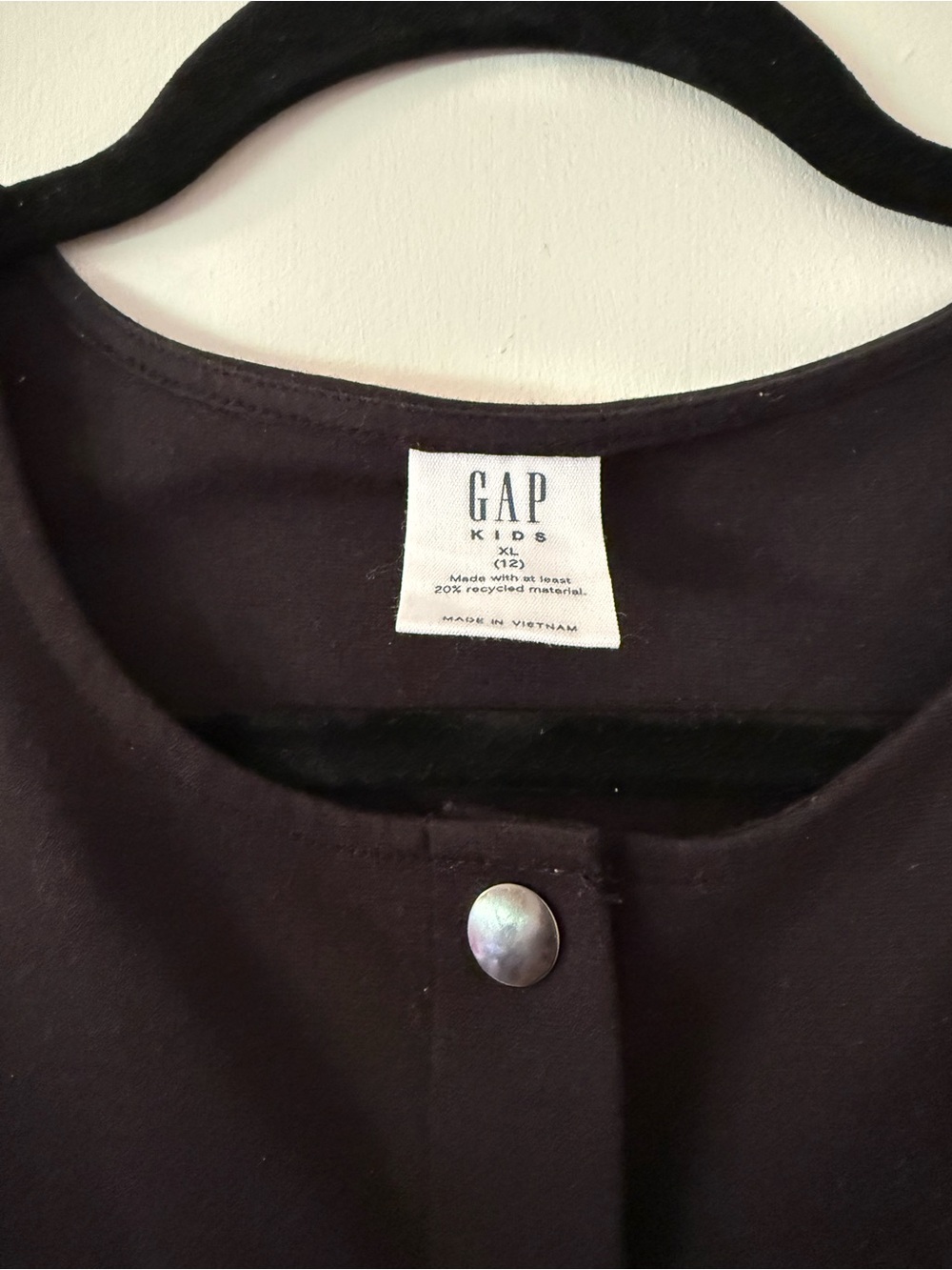 GAP Black Sleeveless Button-Front Mini Dress - Picture 2 of 3